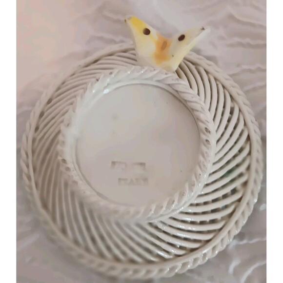 Vtg Italian Porcelain Basket Weave Candle Holder Capodinonte Style Hand Painted - Picture 8 of 9